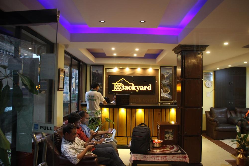 Backyard Hotel Kathmandu Esterno foto