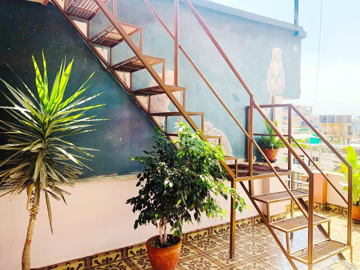 Backyard Hotel Kathmandu Esterno foto